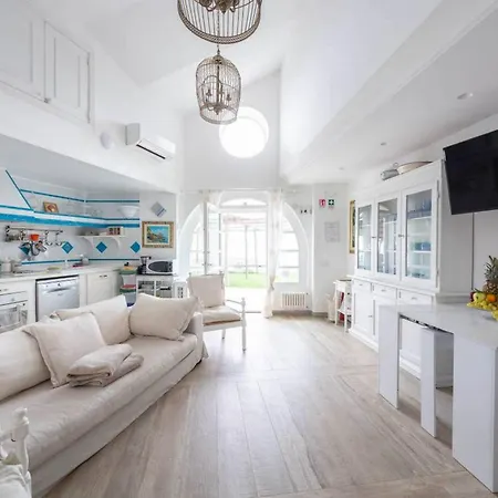 In With Private Pool & View Villa *